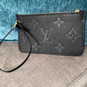 Louis Vuitton Pochette (Empreinte leather) from the Neverfull MM. Brand new-
